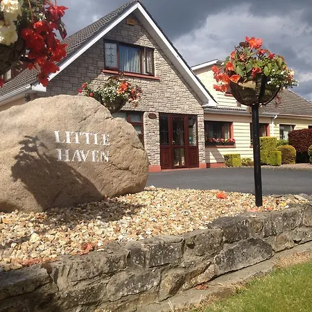 Little Haven Bed & Breakfast *